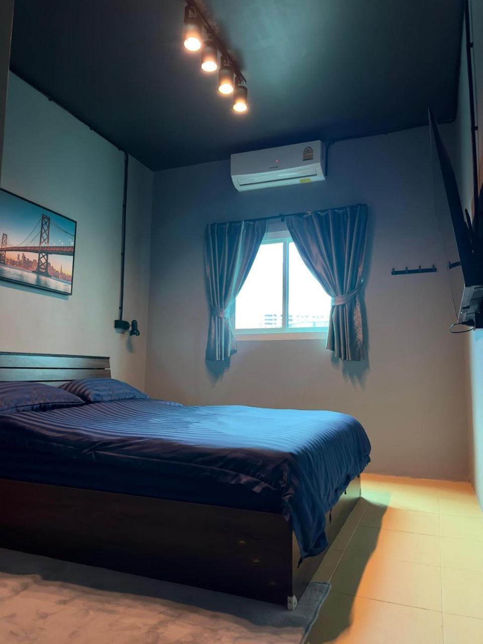 Champagne Hostel & Cafe باتايا المظهر الخارجي الصورة