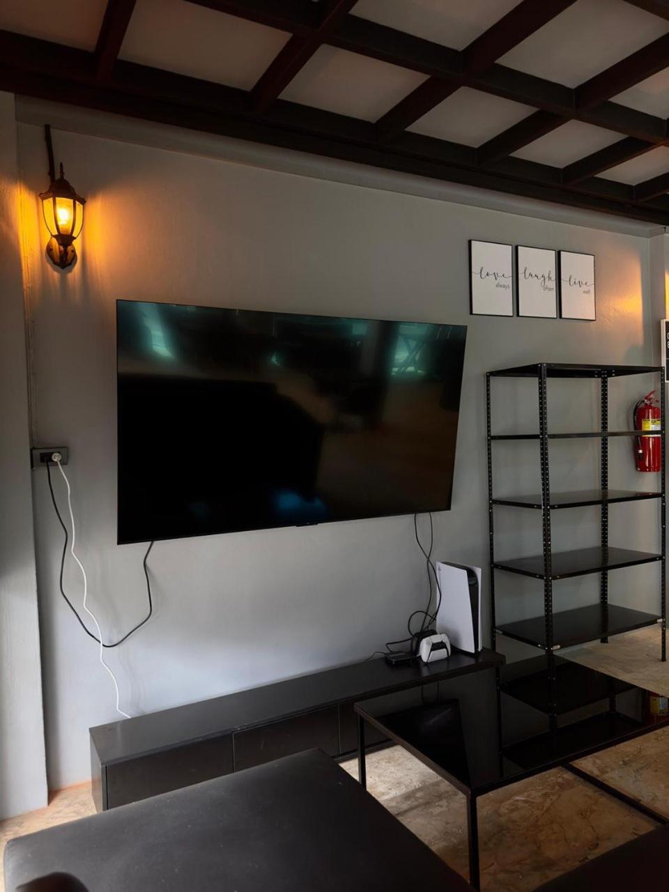 Champagne Hostel & Cafe باتايا المظهر الخارجي الصورة