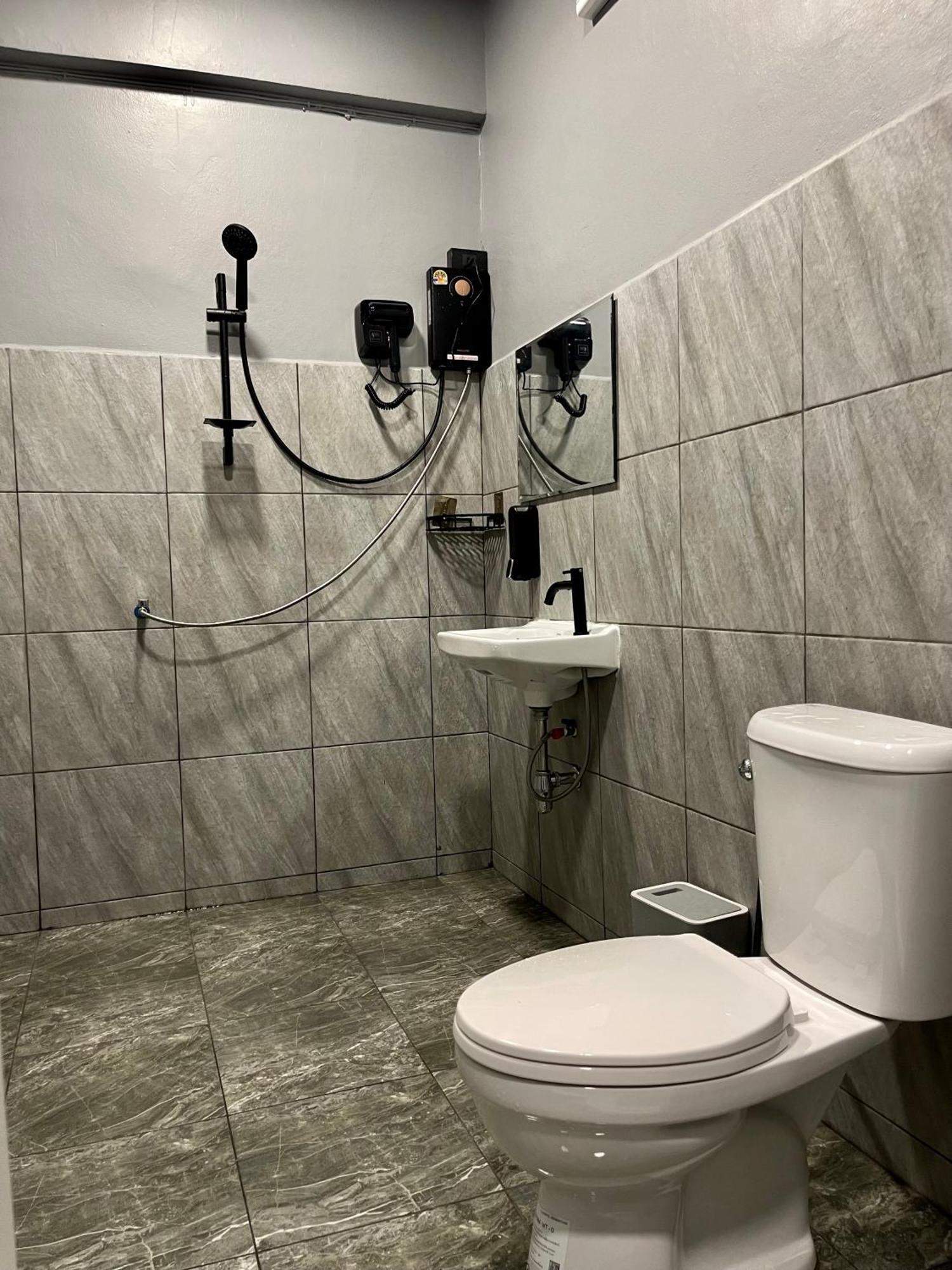 Champagne Hostel & Cafe باتايا المظهر الخارجي الصورة