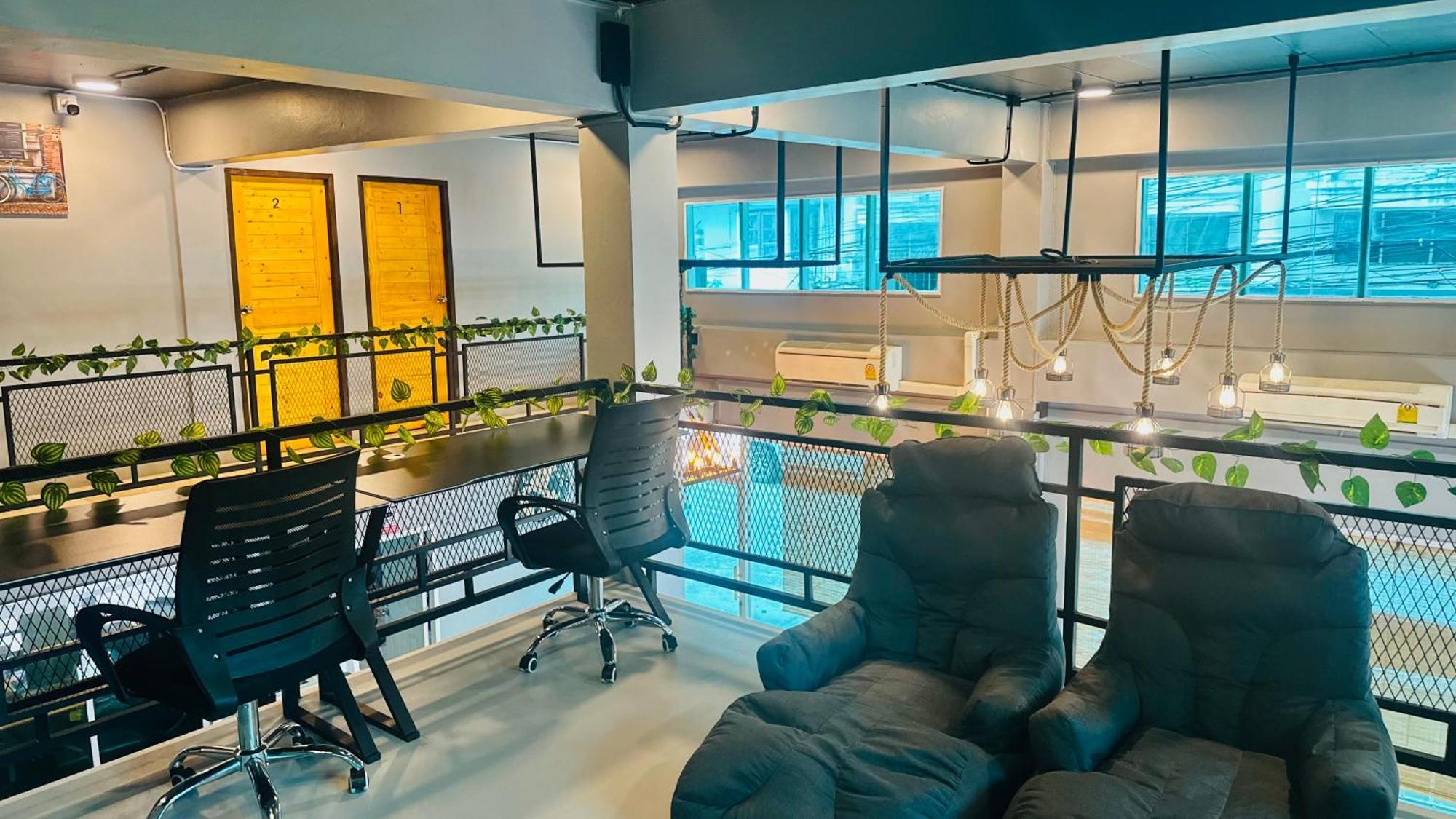 Champagne Hostel & Cafe باتايا المظهر الخارجي الصورة