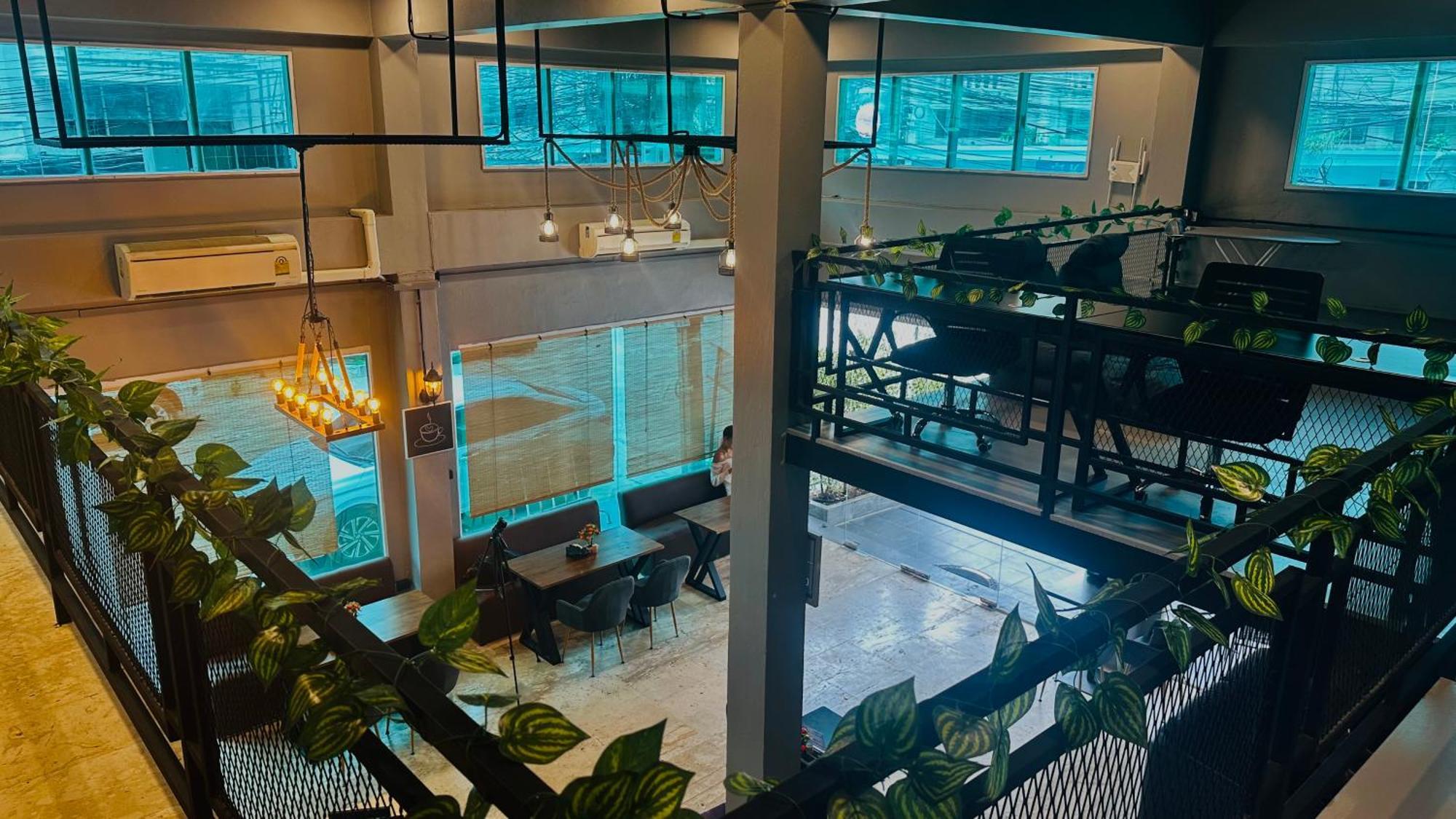 Champagne Hostel & Cafe باتايا المظهر الخارجي الصورة