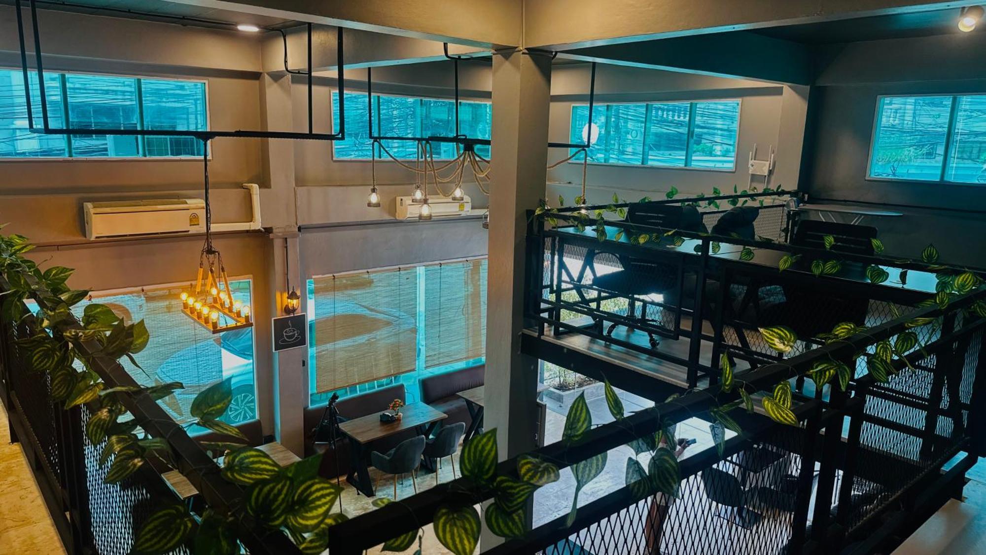 Champagne Hostel & Cafe باتايا المظهر الخارجي الصورة