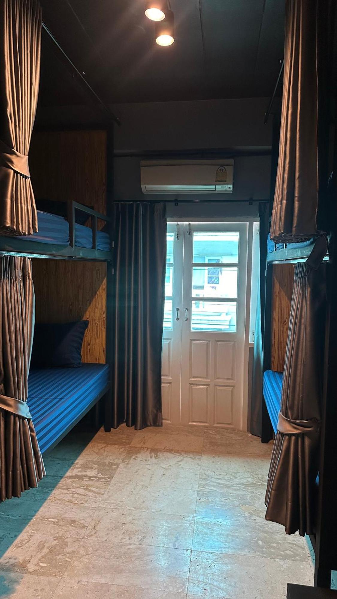 Champagne Hostel & Cafe باتايا المظهر الخارجي الصورة
