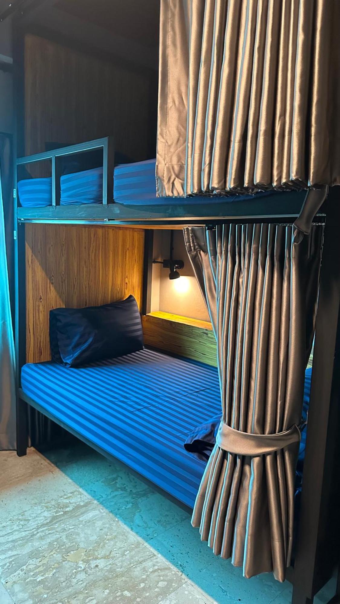 Champagne Hostel & Cafe باتايا المظهر الخارجي الصورة